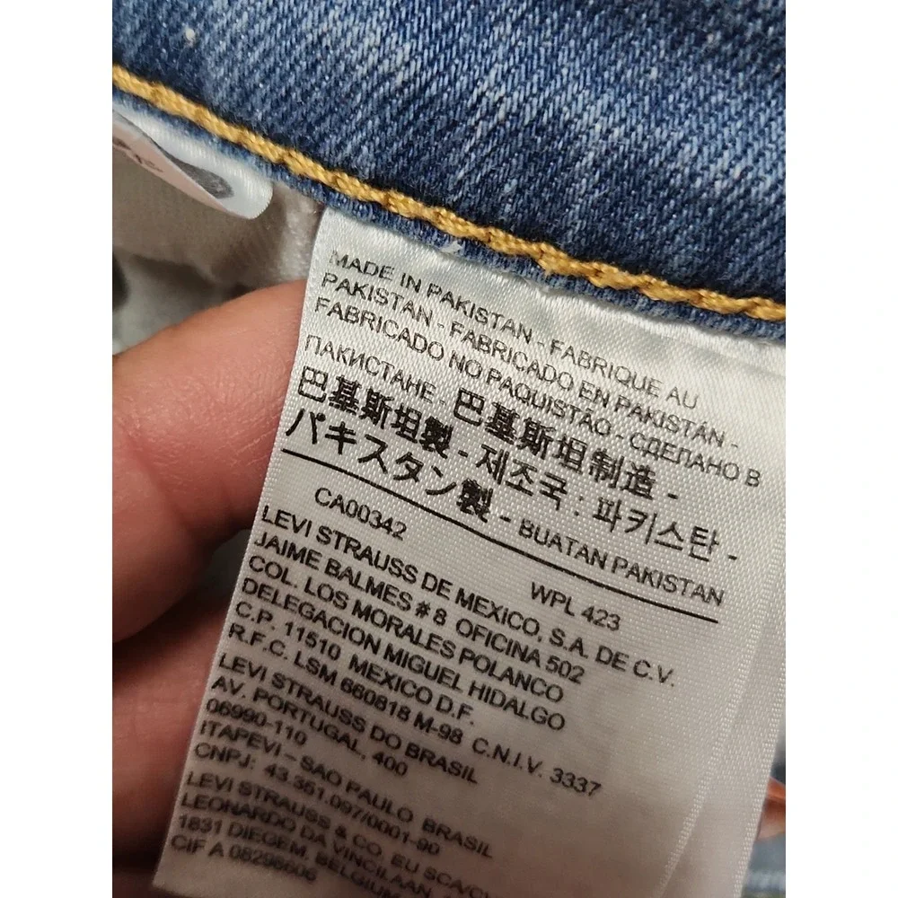 Levis please see